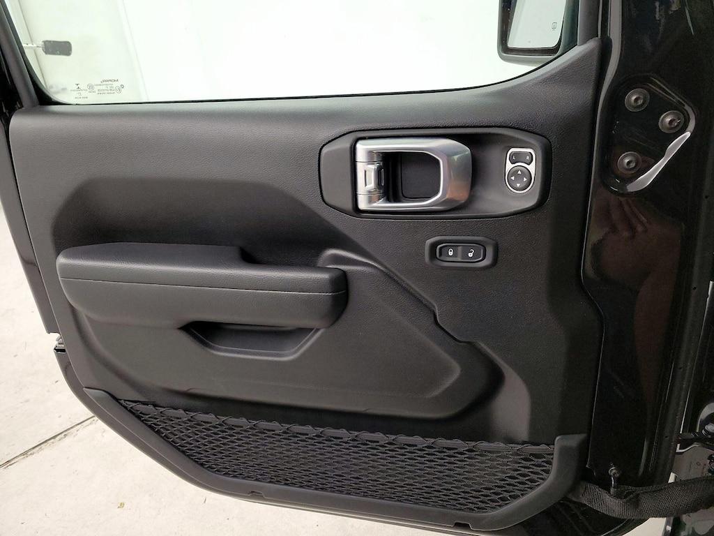 used 2021 Jeep Wrangler car, priced at $32,998