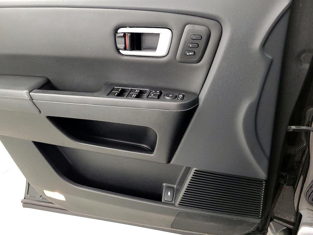 used 2015 Honda Pilot car, priced at $17,998