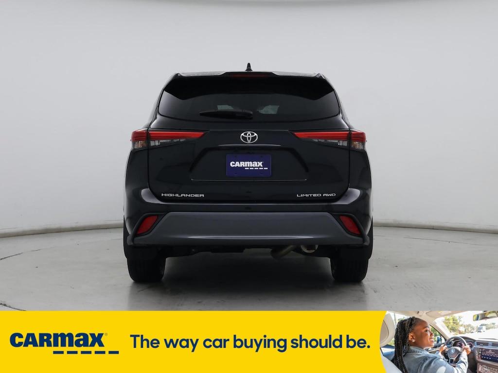 used 2021 Toyota Highlander car, priced at $39,998