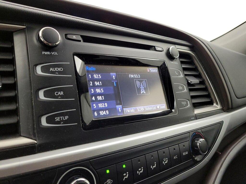 used 2019 Toyota Highlander car, priced at $22,998