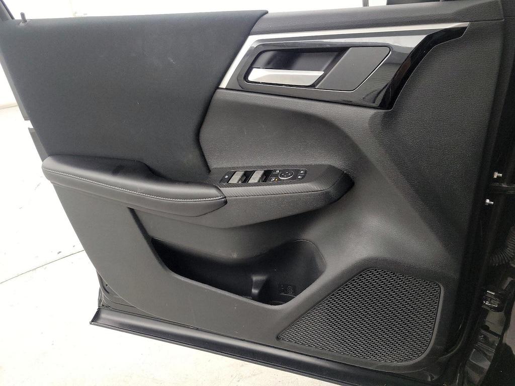 used 2022 Mitsubishi Outlander car, priced at $24,998