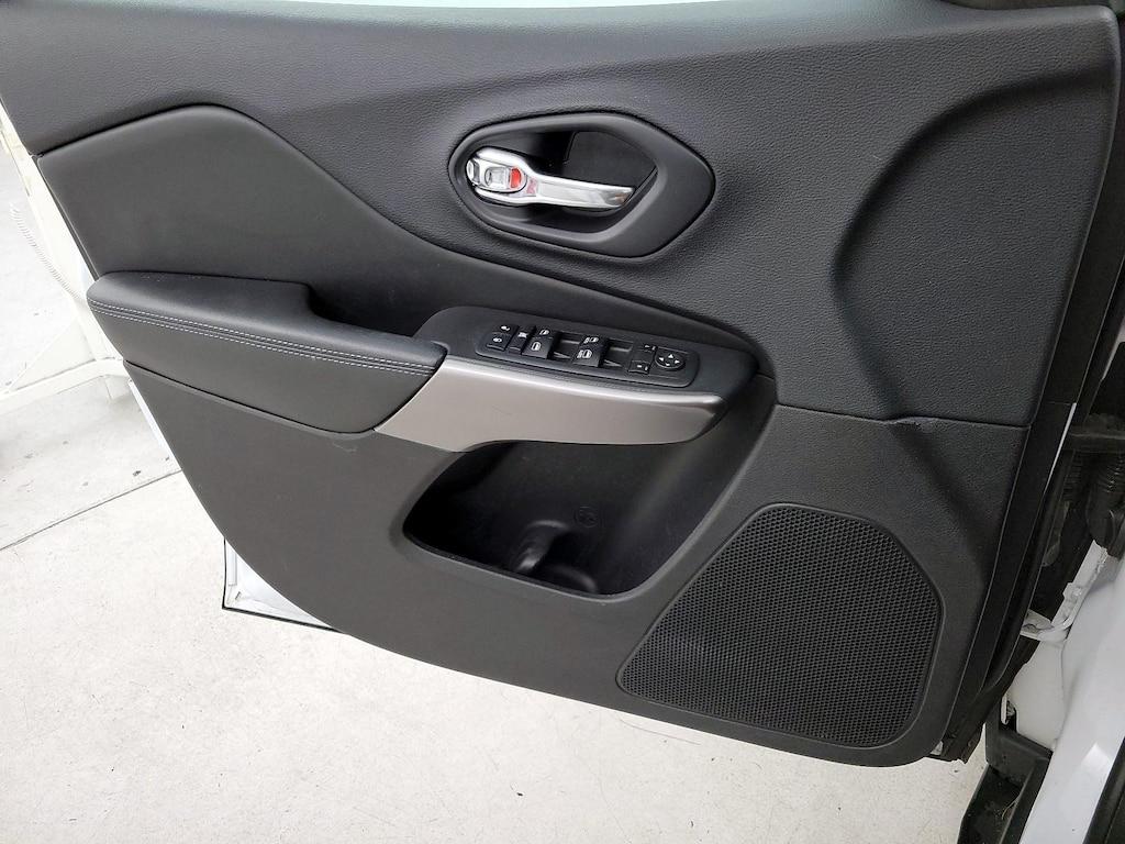 used 2019 Jeep Cherokee car, priced at $16,998