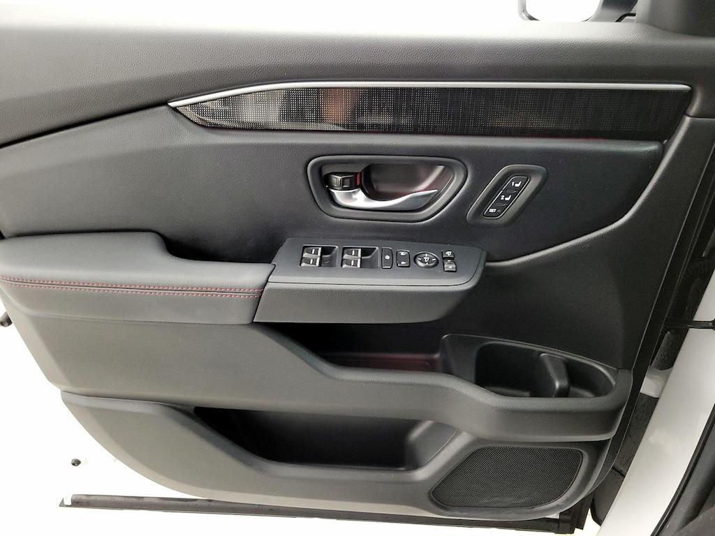 used 2025 Honda Pilot car, priced at $50,998