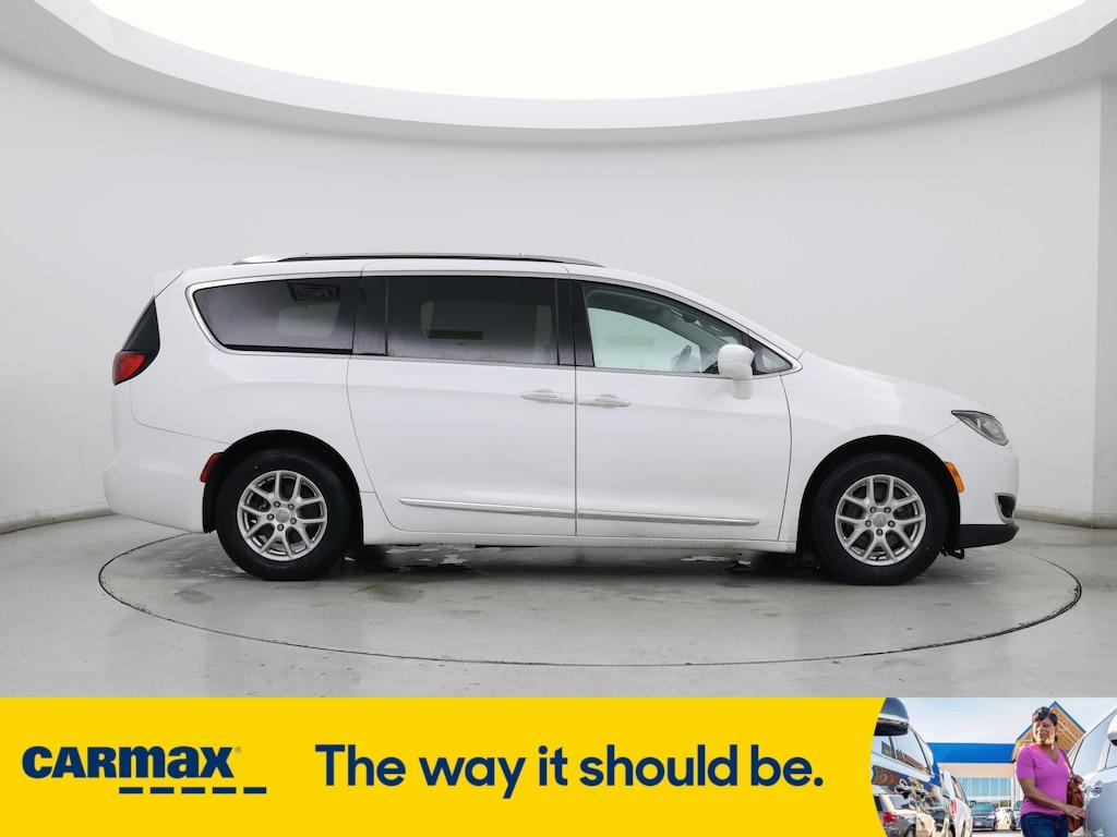 used 2020 Chrysler Pacifica car, priced at $24,998