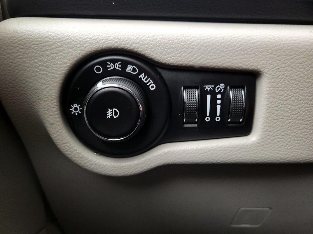 used 2020 Chrysler Pacifica car, priced at $24,998