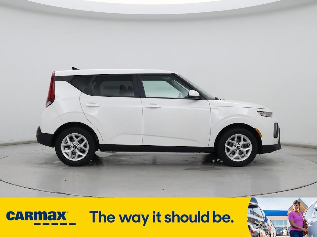 used 2022 Kia Soul car, priced at $17,998