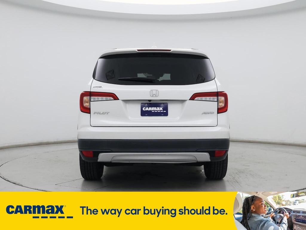 used 2022 Honda Pilot car, priced at $31,998