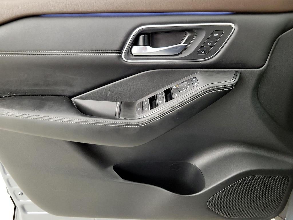used 2023 Nissan Rogue car, priced at $28,998