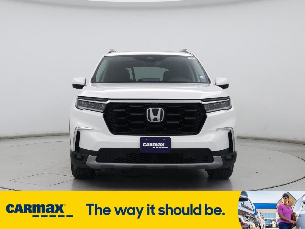 used 2023 Honda Pilot car, priced at $45,998
