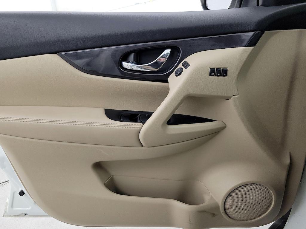 used 2018 Nissan Rogue car, priced at $19,998