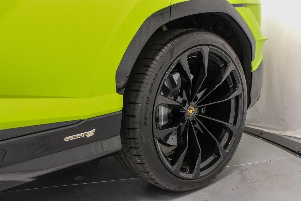 used 2024 Lamborghini Urus car, priced at $284,995