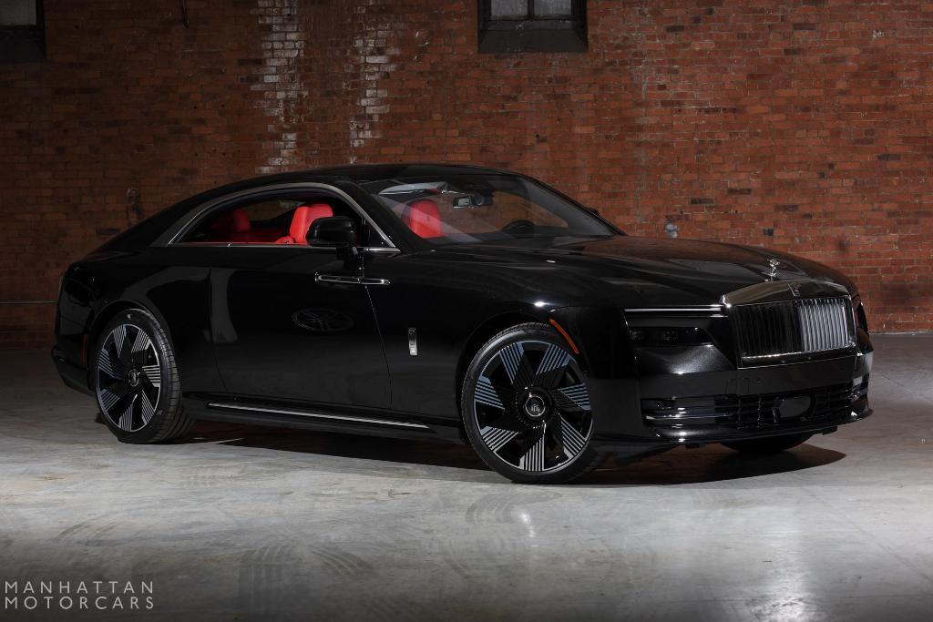 new 2025 Rolls-Royce Spectre car, priced at $469,125