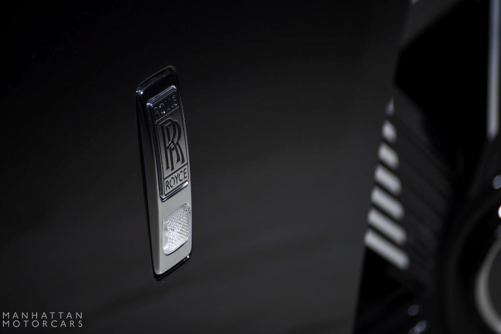 new 2025 Rolls-Royce Spectre car, priced at $469,125