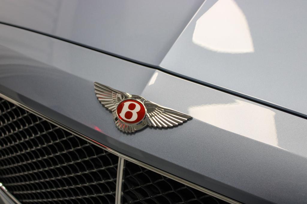 used 2018 Bentley Flying Spur car, priced at $115,995