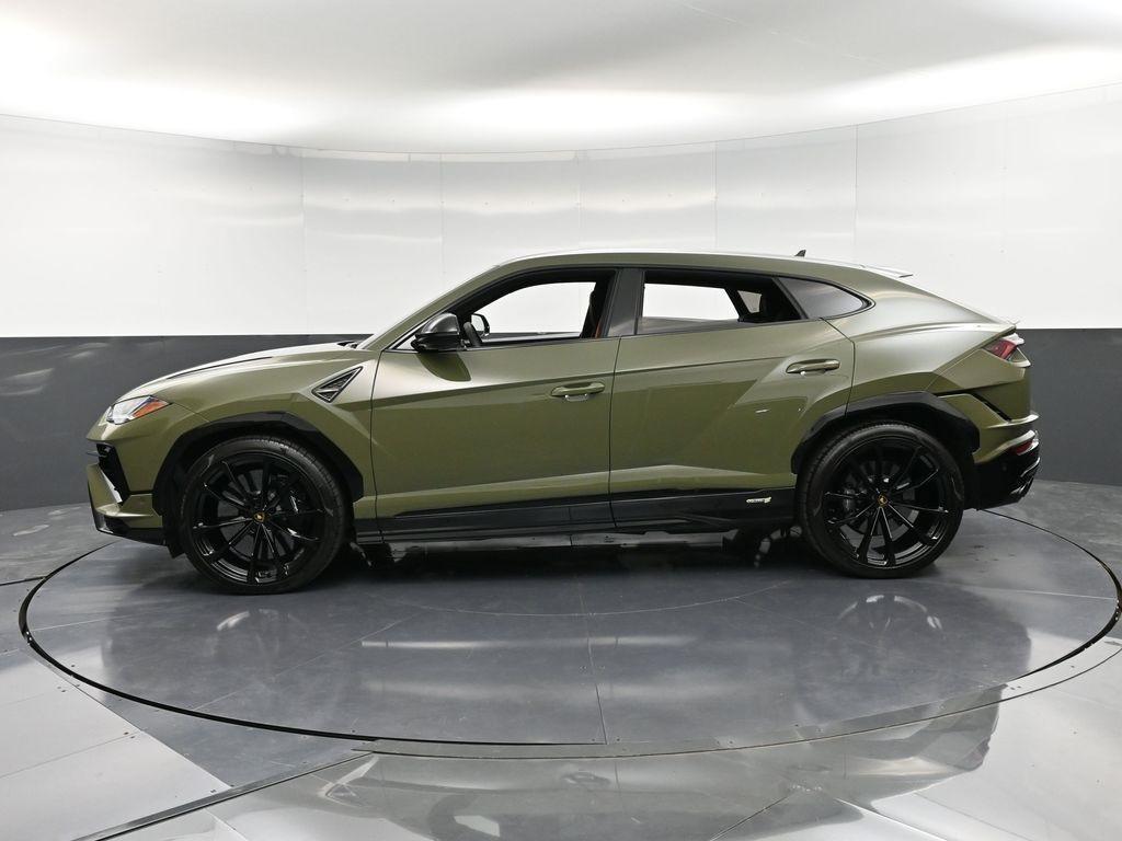 used 2024 Lamborghini Urus car, priced at $269,995