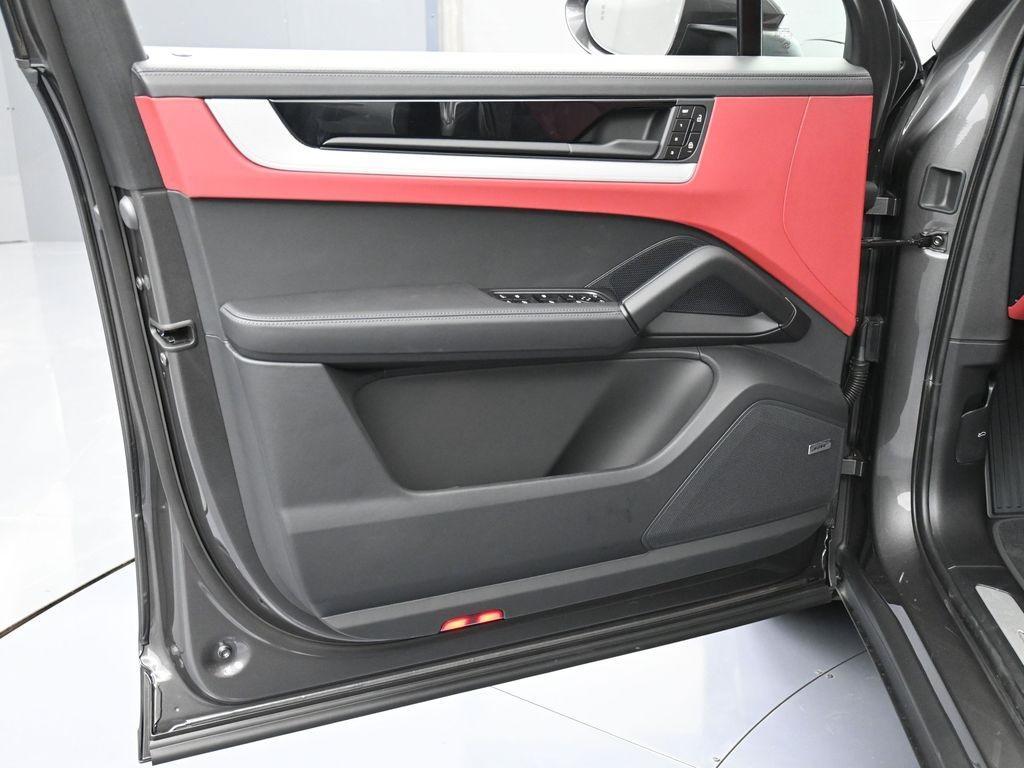 new 2025 Porsche Cayenne car, priced at $109,945