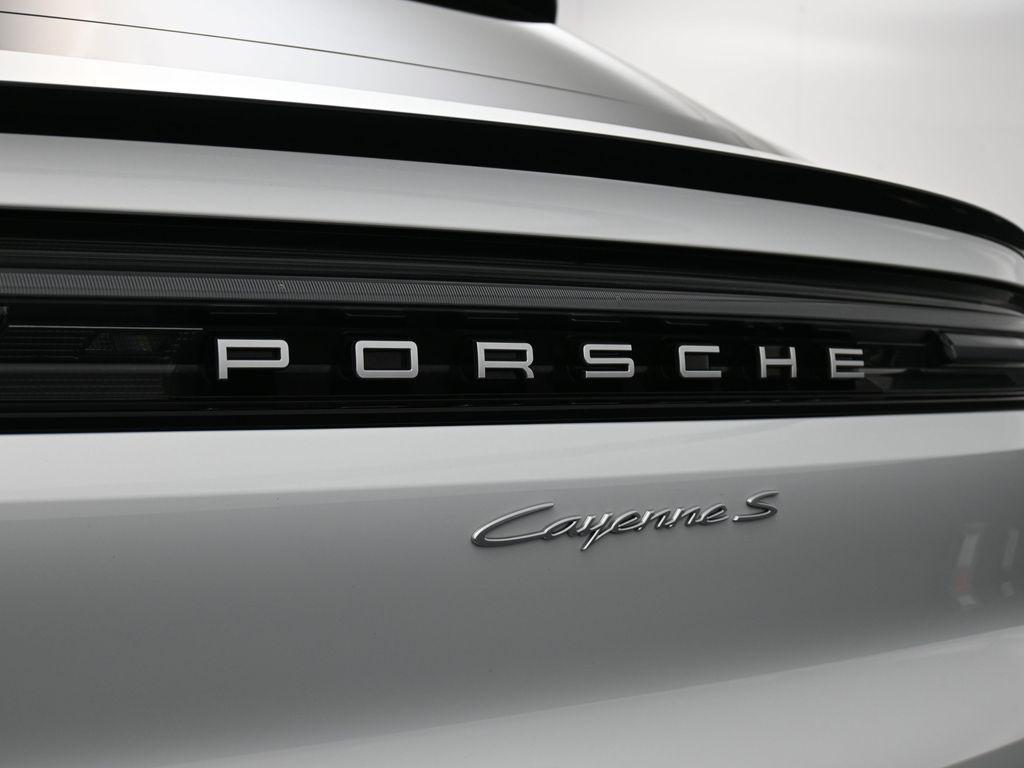 used 2025 Porsche Cayenne car, priced at $119,995