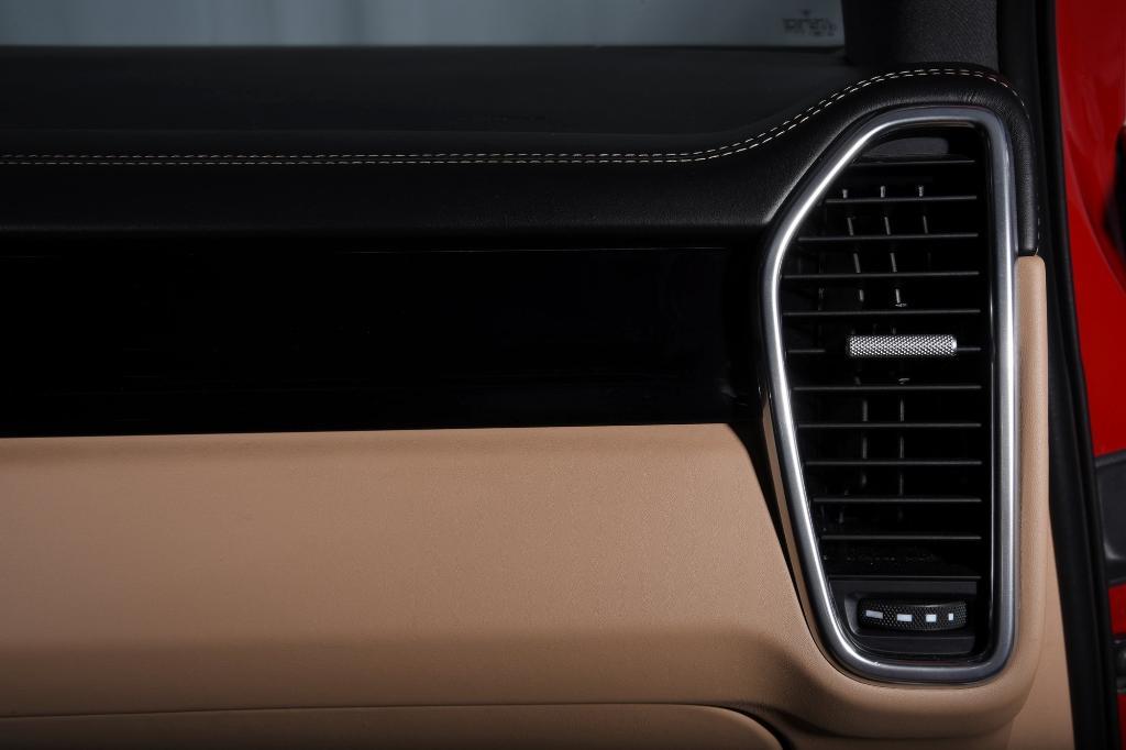 used 2022 Porsche Cayenne E-Hybrid Coupe car, priced at $79,995