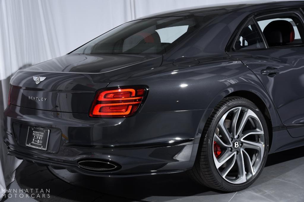 new 2025 Bentley Flying Spur car, priced at $347,730