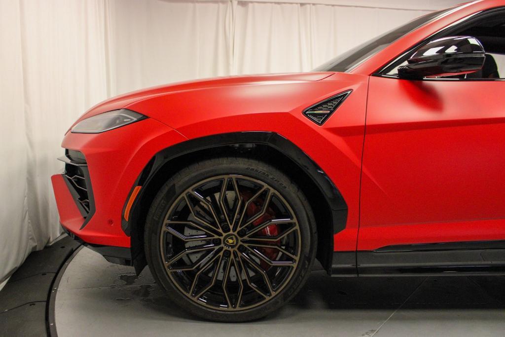 used 2025 Lamborghini Urus car, priced at $317,995