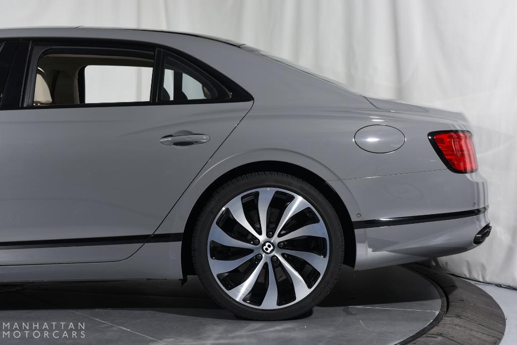 used 2023 Bentley Flying Spur Hybrid car, priced at $184,995