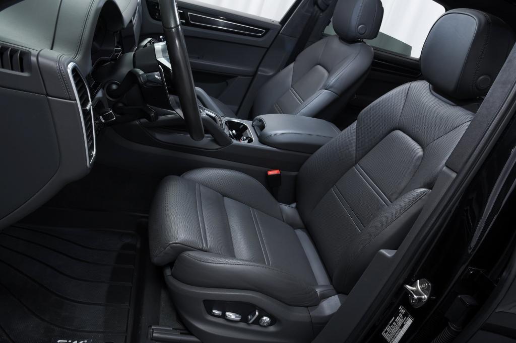 used 2021 Porsche Cayenne car, priced at $84,995