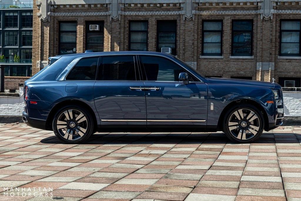 used 2022 Rolls-Royce Cullinan car, priced at $315,995