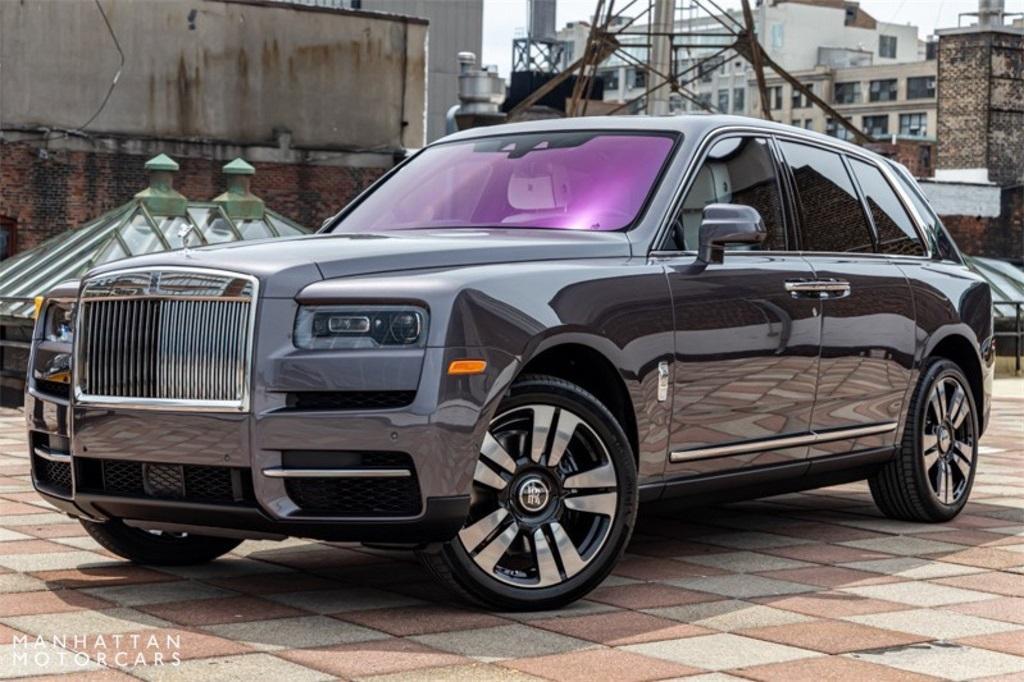 used 2023 Rolls-Royce Cullinan car, priced at $374,995
