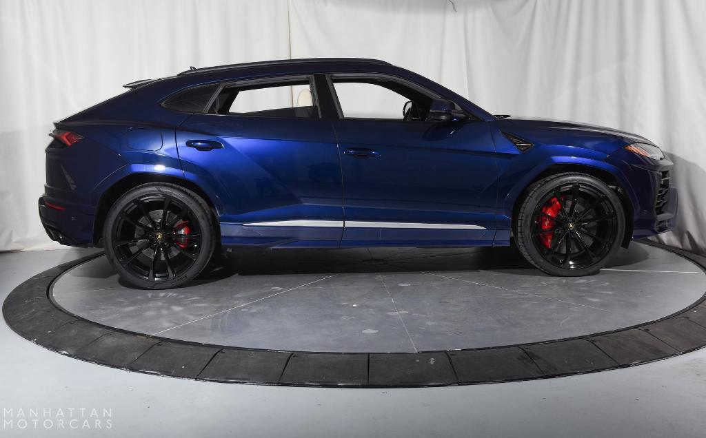 used 2020 Lamborghini Urus car, priced at $192,995