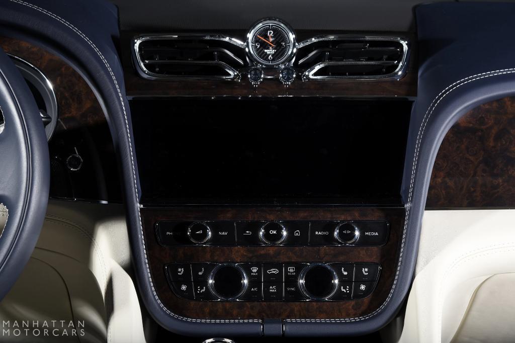 used 2022 Bentley Bentayga car, priced at $169,995
