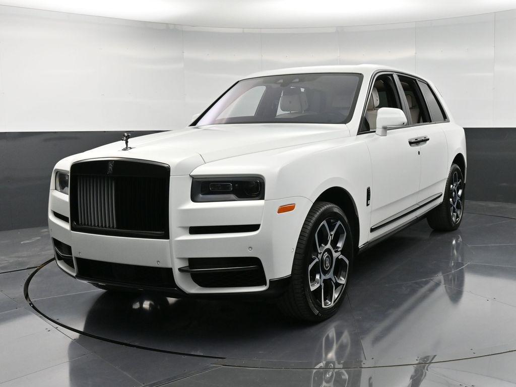 used 2022 Rolls-Royce Cullinan car, priced at $334,495