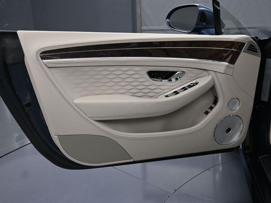 new 2025 Bentley Continental GT car