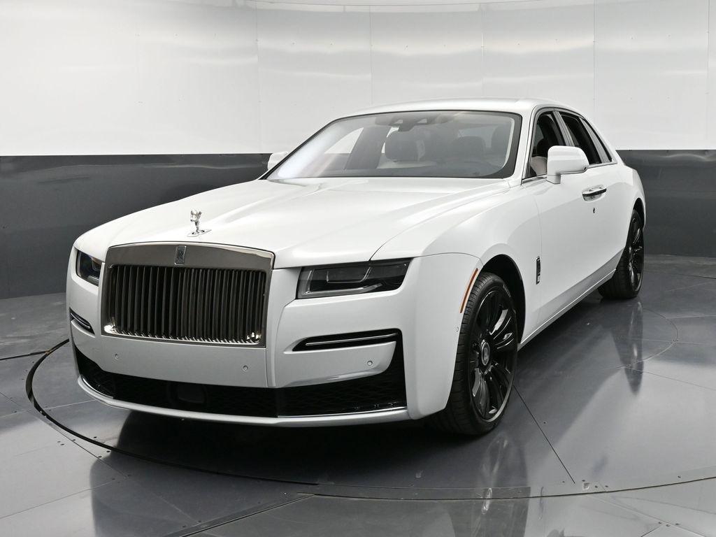 used 2022 Rolls-Royce Ghost car, priced at $279,995