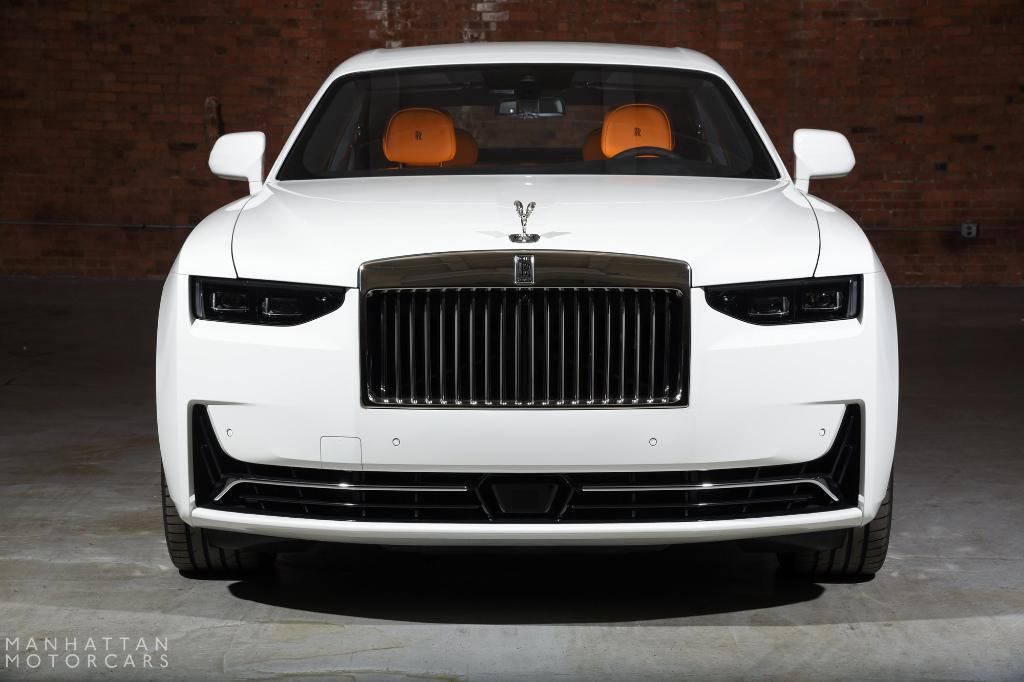 new 2025 Rolls-Royce Ghost car, priced at $399,300