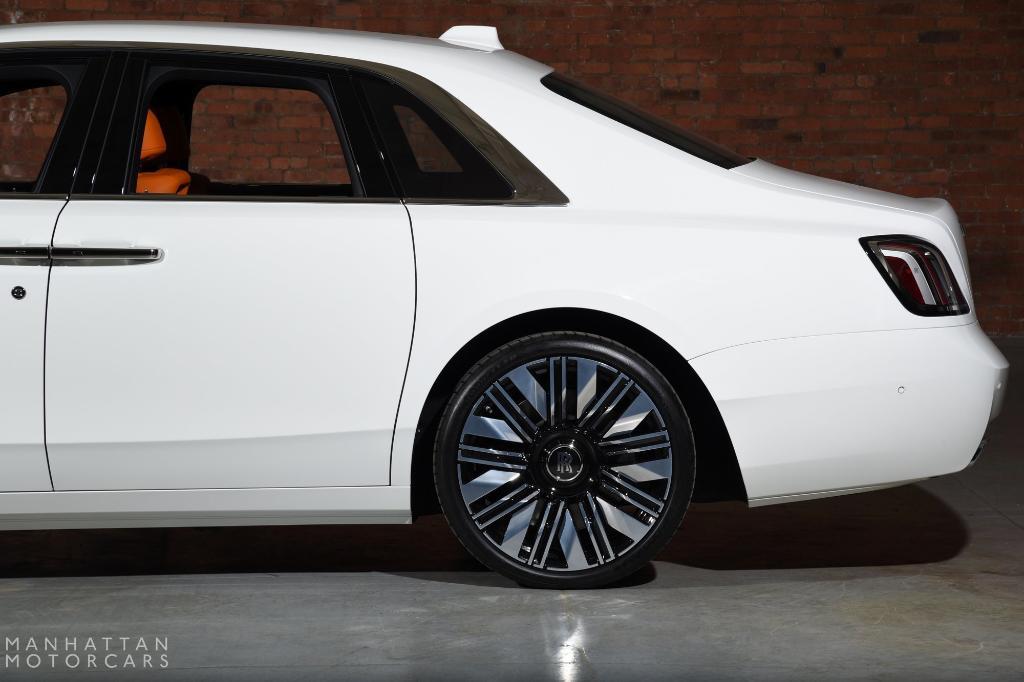 new 2025 Rolls-Royce Ghost car, priced at $399,300