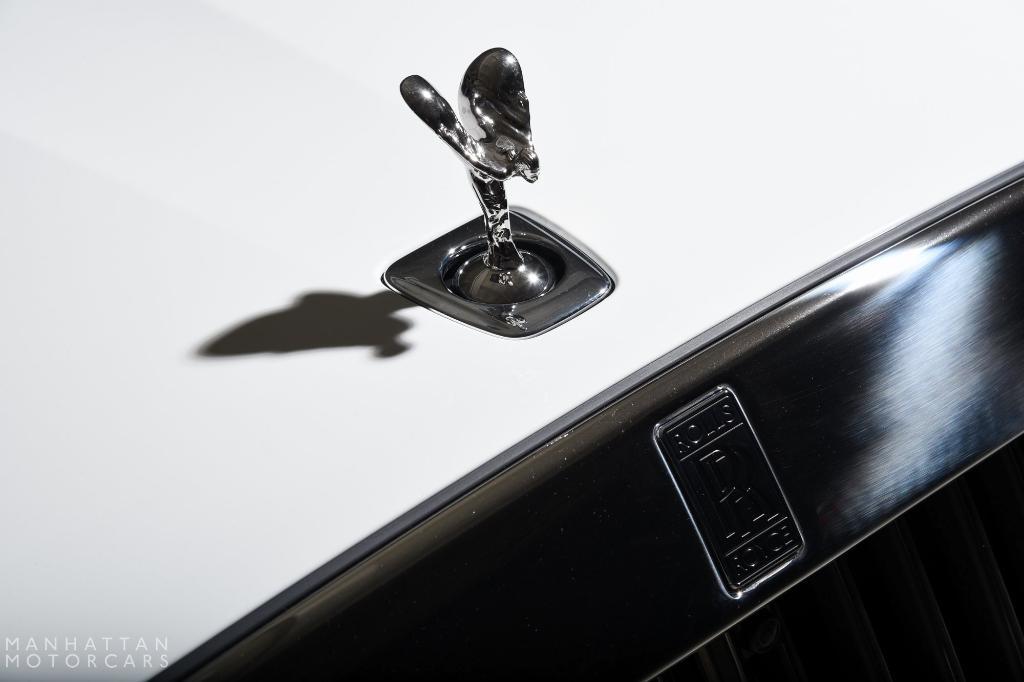 new 2025 Rolls-Royce Ghost car, priced at $399,300