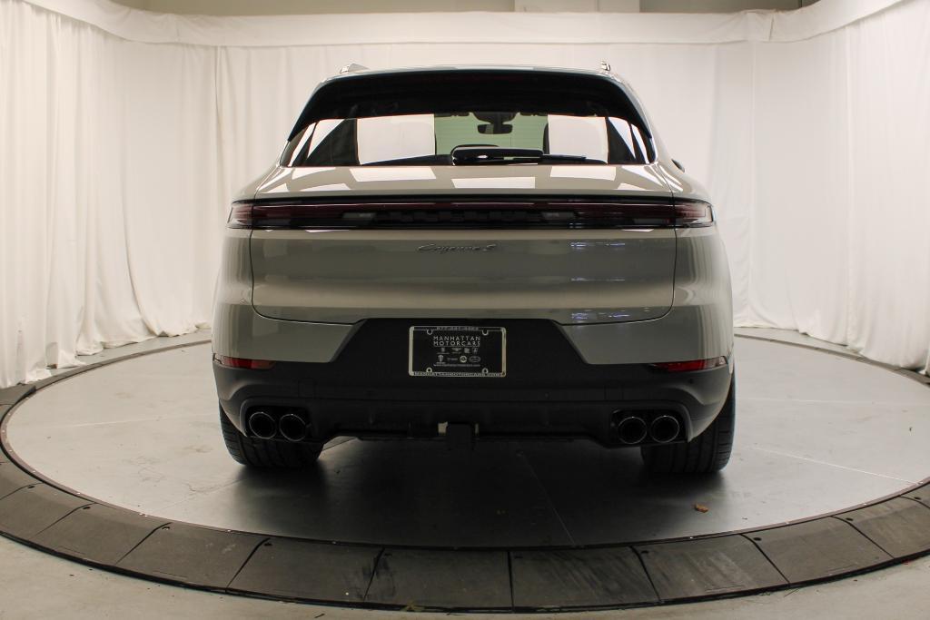 new 2025 Porsche Cayenne car, priced at $131,825