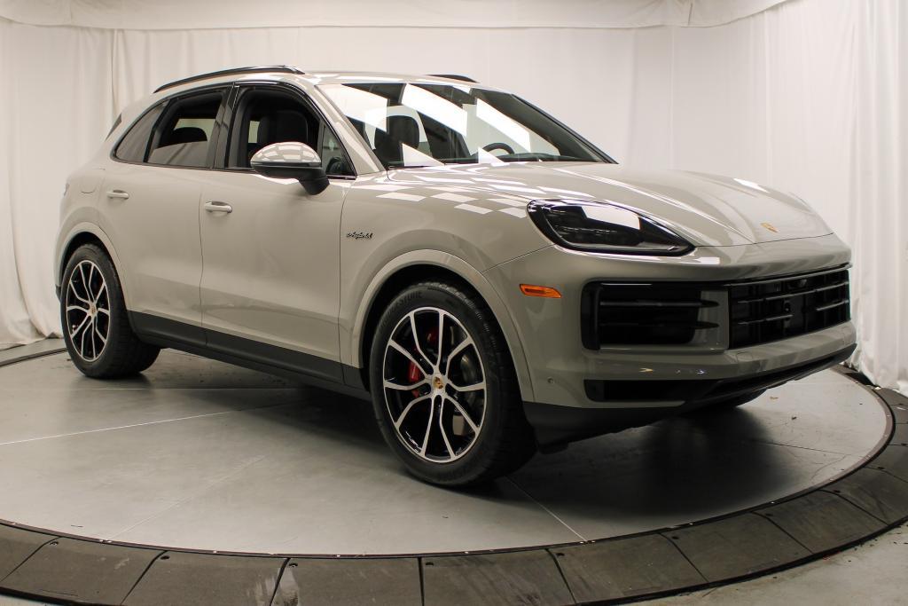 new 2025 Porsche Cayenne car, priced at $131,825