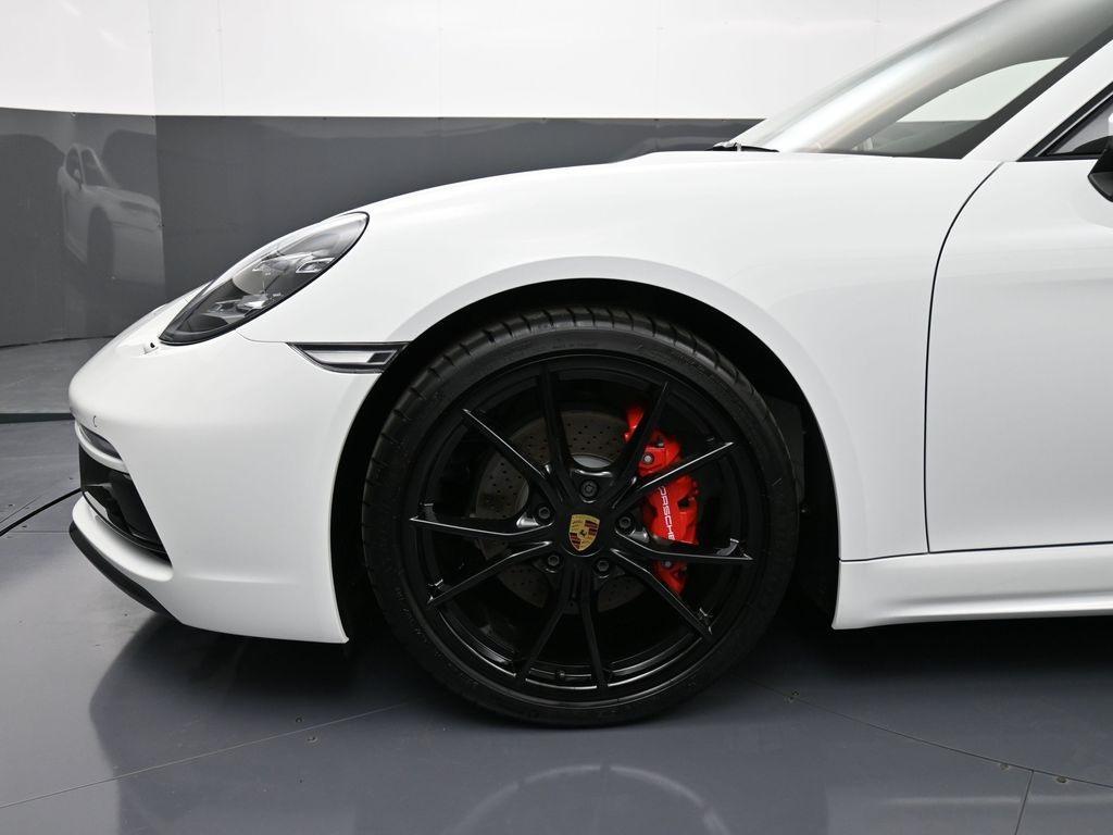 new 2025 Porsche 718 Cayman car, priced at $103,595
