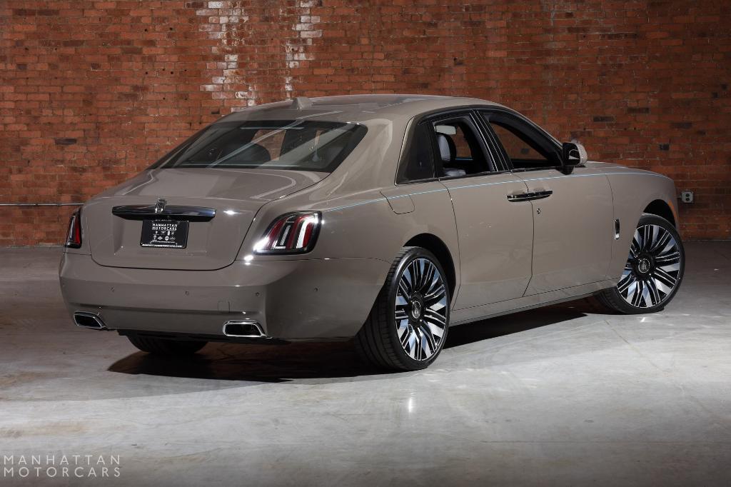 new 2025 Rolls-Royce Ghost car, priced at $458,125