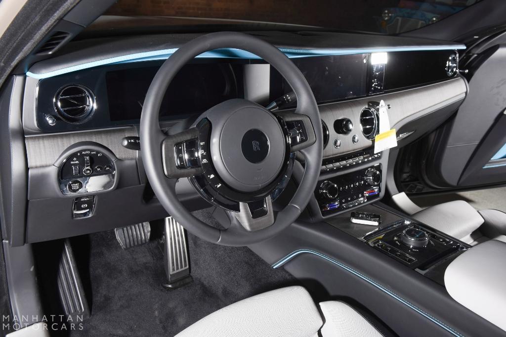 new 2025 Rolls-Royce Ghost car, priced at $458,125