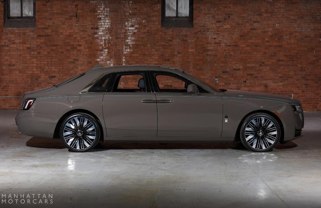 new 2025 Rolls-Royce Ghost car, priced at $458,125
