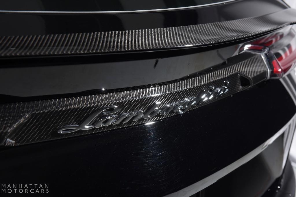used 2024 Lamborghini Urus car, priced at $309,995