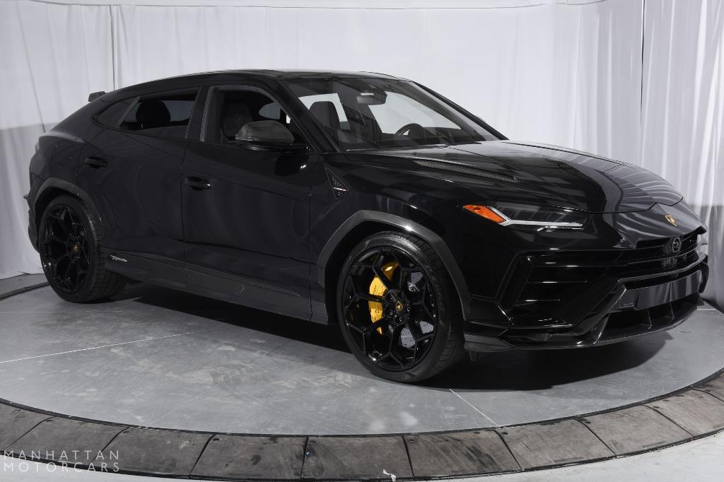 used 2024 Lamborghini Urus car, priced at $309,995