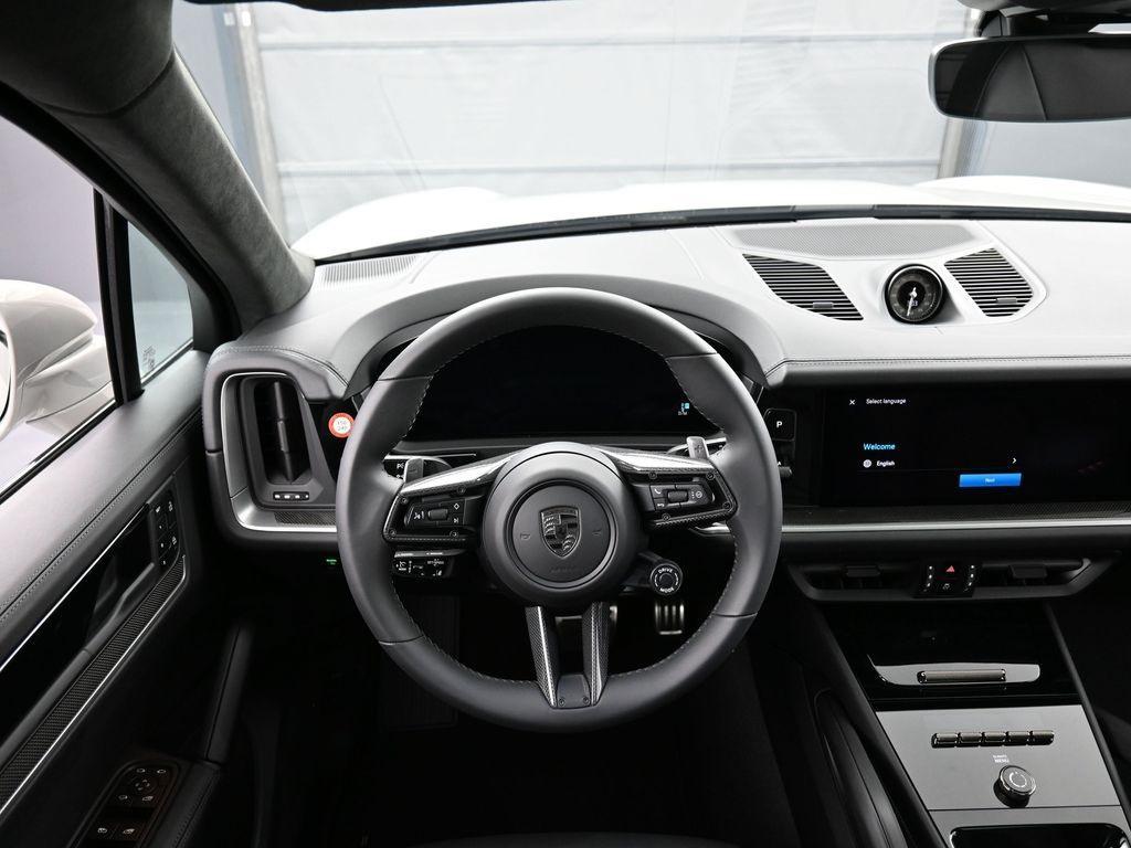 new 2025 Porsche Cayenne car, priced at $174,445