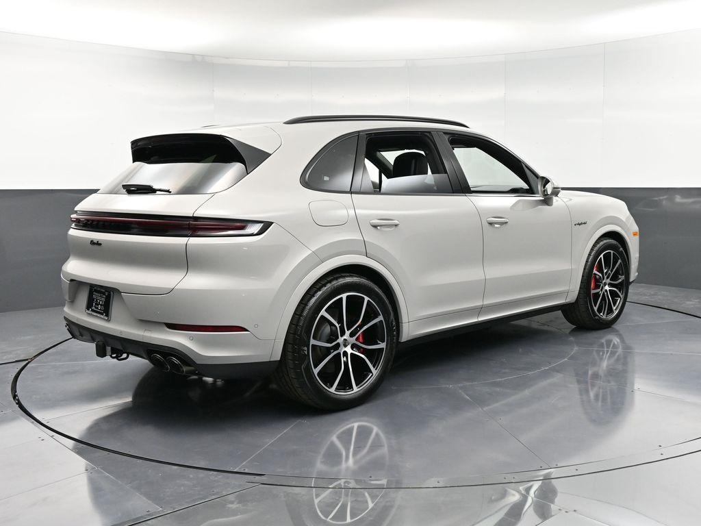 new 2025 Porsche Cayenne car, priced at $174,445