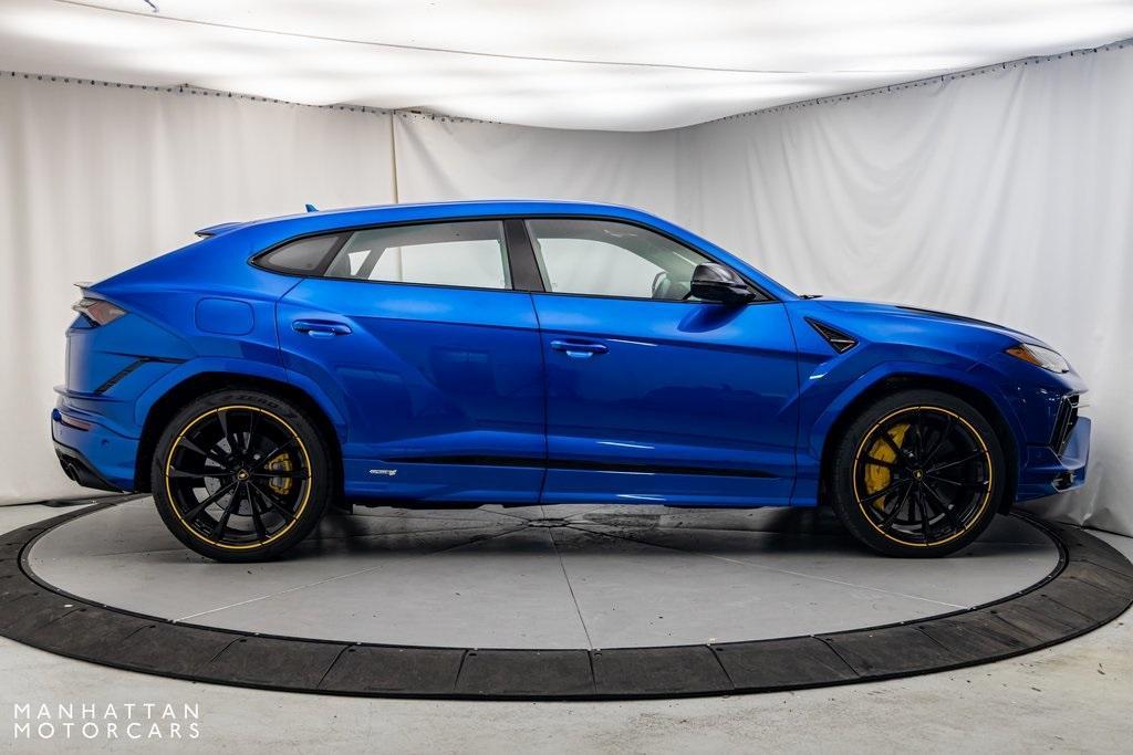 used 2023 Lamborghini Urus car, priced at $254,995