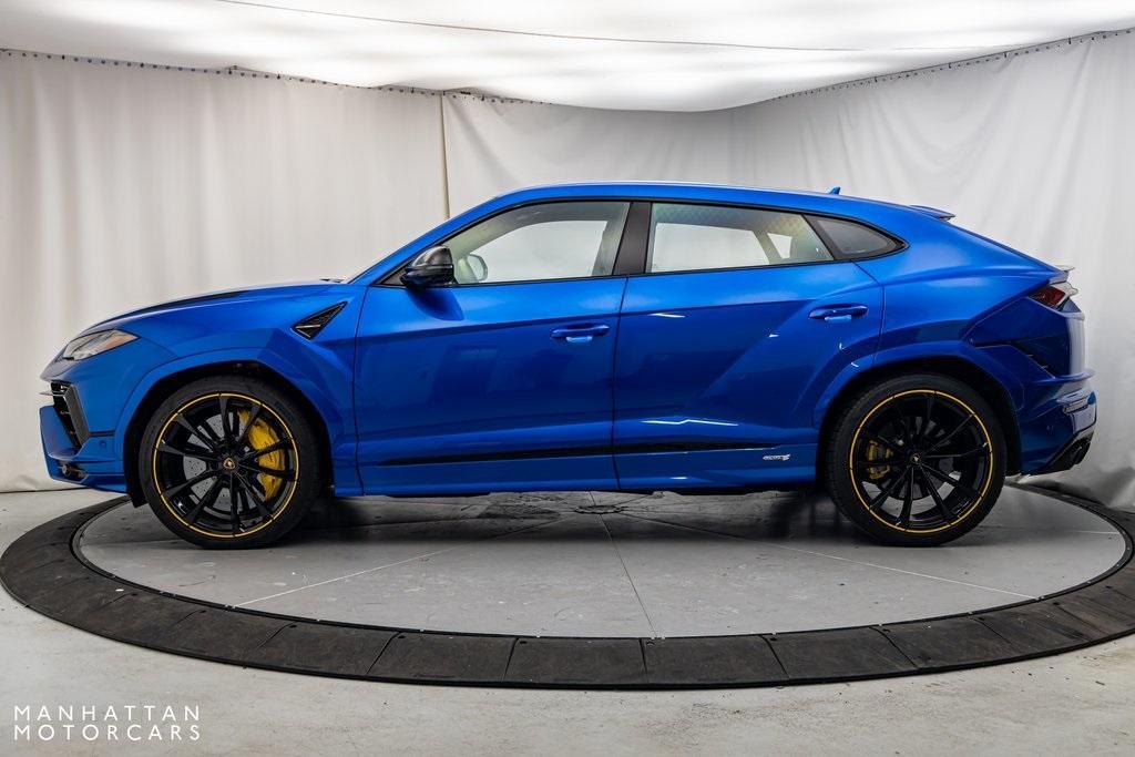 used 2023 Lamborghini Urus car, priced at $254,995