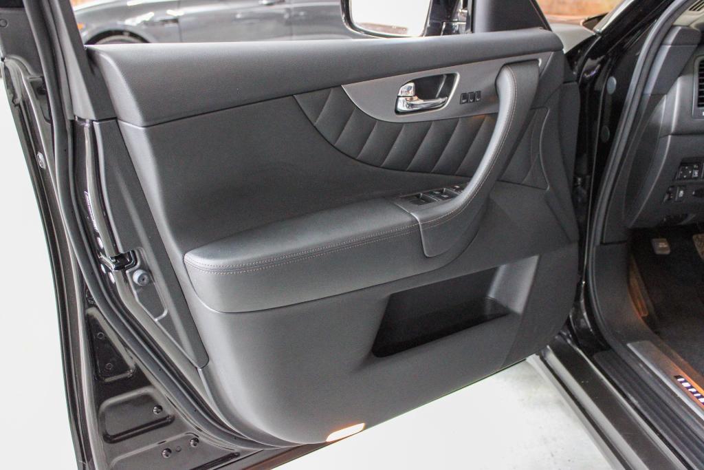 used 2015 INFINITI QX70 car, priced at $20,995