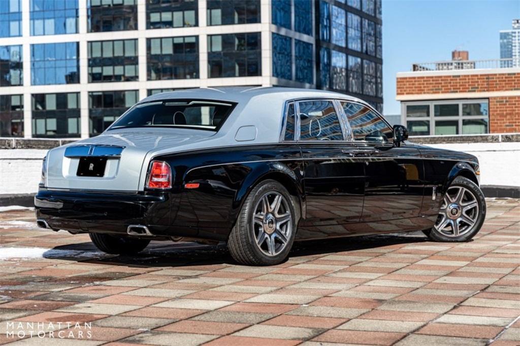 used 2017 Rolls-Royce Phantom car, priced at $279,500